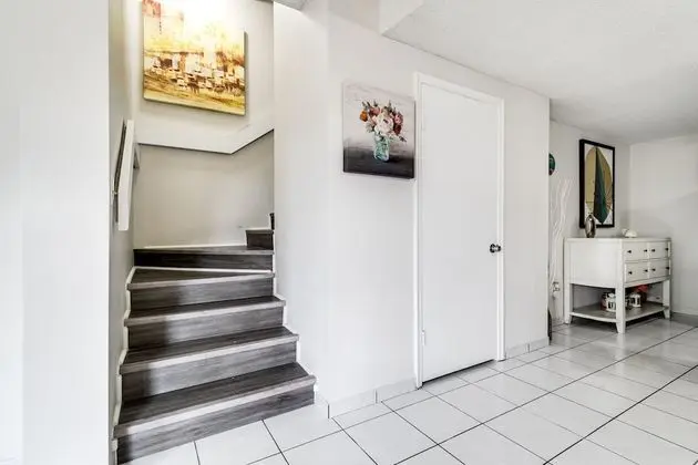 2 Bed2 Bath House with Backyard Jacuzzi - Öne Çıkan Resim