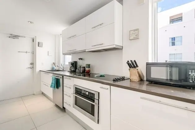 2 Bedroom 2 Bath Loft with Private Rooftop & Hot Tub - Mutfak