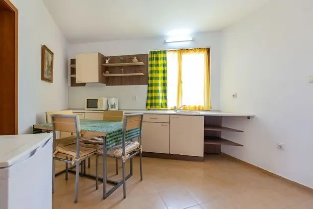 2 Bedroom Apartment in Dafinka Guest House - Mutfak