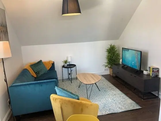 2 Bedroom Apartment, With Free Parking - Bar