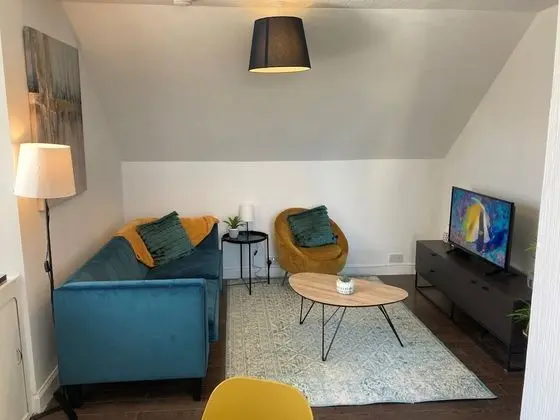 2 Bedroom Apartment, With Free Parking - Öne Çıkan Resim
