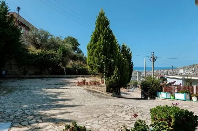 2-bedroom Apartment in Saranda - Dış Mekan