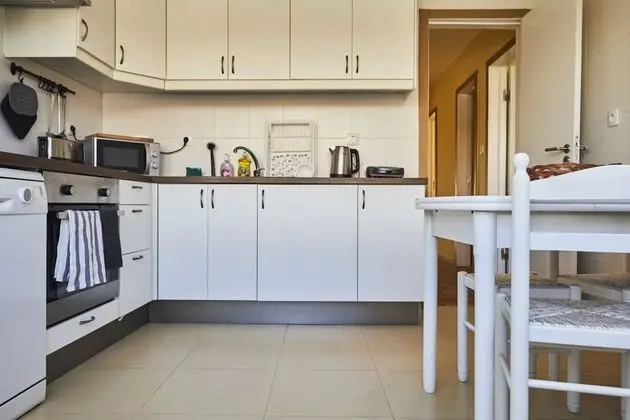 2 Bedroom Apartment Sol de Linda-a-Velha - Mutfak Özellikleri