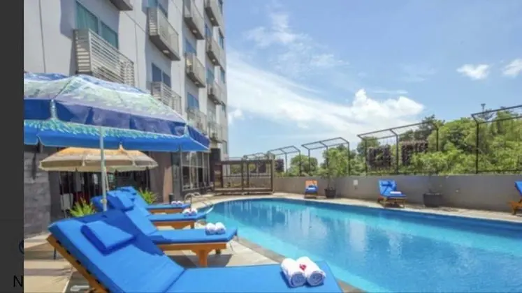 2 Bedroom Apartment View City Batam - Havuz