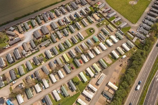 2 Bedroom Caravan in Lochlands Leisure Park