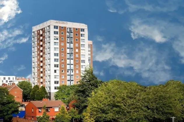 2 bedroom Central Flat with Parking - Dış Mekan