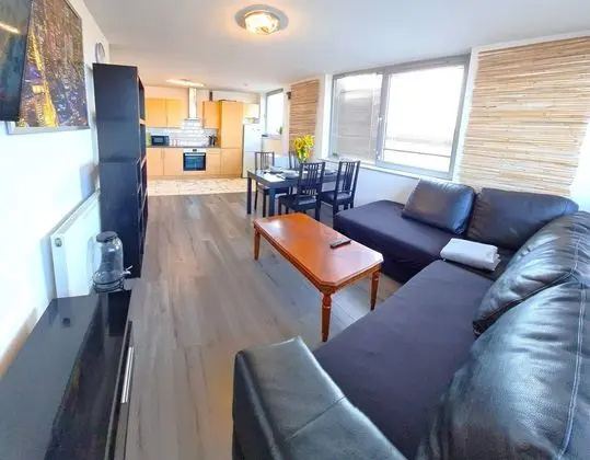 2 bedroom Central Flat with Parking - Mutfak