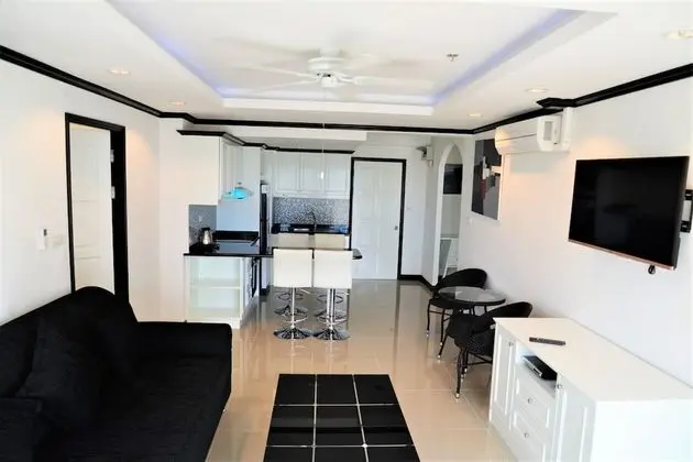 2 Bedroom Corner Apartment Jomtien Beach Condominium Pattaya - Öne Çıkan Resim