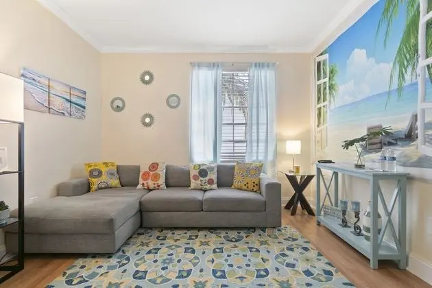 2 Bedroom Deluxe Apt on Collins Ave - Öne Çıkan Resim