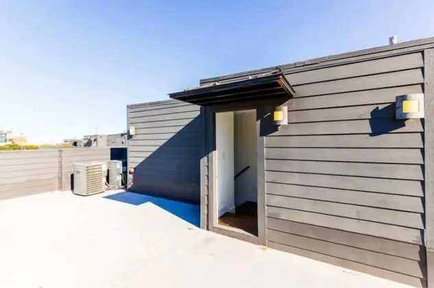 2-Bedroom Downtown Dallas Townhome