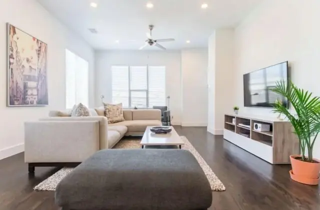 2-Bedroom Downtown Dallas Townhome - Öne Çıkan Resim