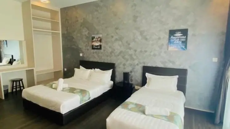 2 Bedroom Near Airport at Aeropod Sovo Studio - Oda