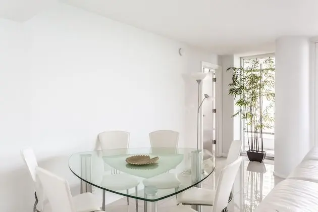 2 Bedroom Pearl in Downtown Miami - Mutfak