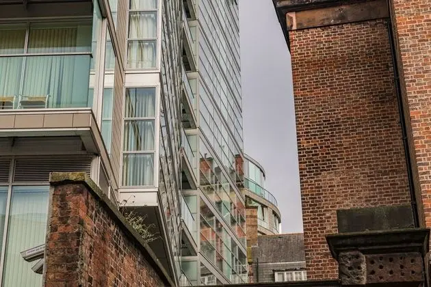 2 Bedroom Penthouse with Parking
