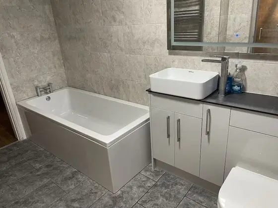 2 Bedroom Self Catering Accommodation - Banyo Tipleri