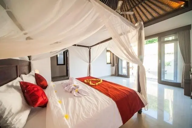 2 Bedroom TURIYA Villa Sanur - Oda