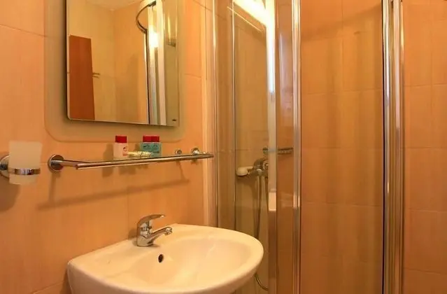 2 Bedroom2 Showeroom Villa Suitable for a Family Skication and Remote Working - Banyo Tipleri