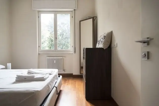 2 Bedrooms Flat with Parking near Metro Stop - Oda
