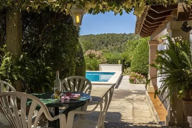 Villa - 2 Bedrooms with Pool and WiFi - 103235