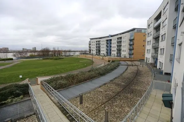 2 Beds Riverview Tideslea Apartment