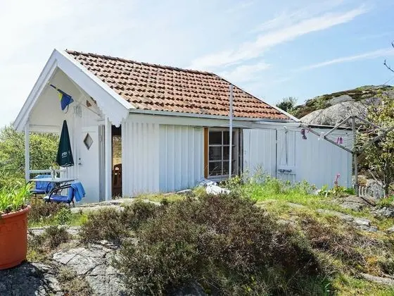 2 Person Holiday Home in Gullholmen