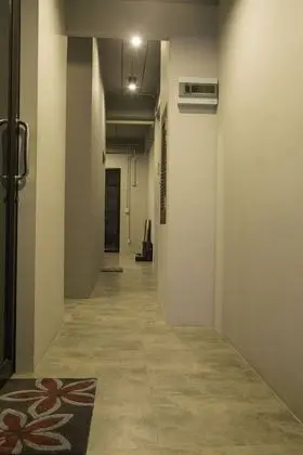 2 Rocks Boutique Hostel - Lobi