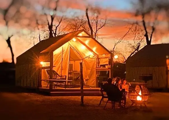 2 Son's Blue River Camp - Glamping Cabin