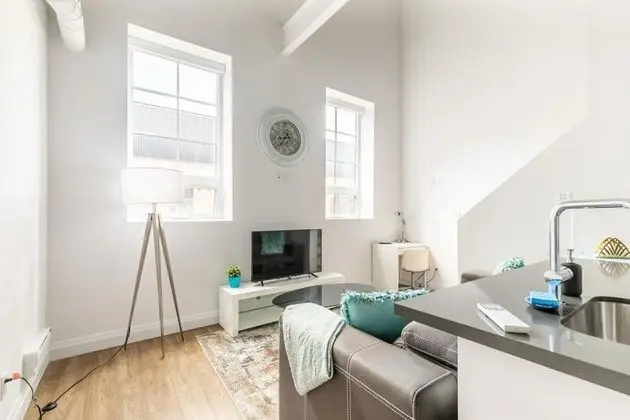 2 Storey Loft Gym Free Parking - Oda