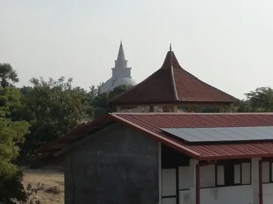 20 House Arugam