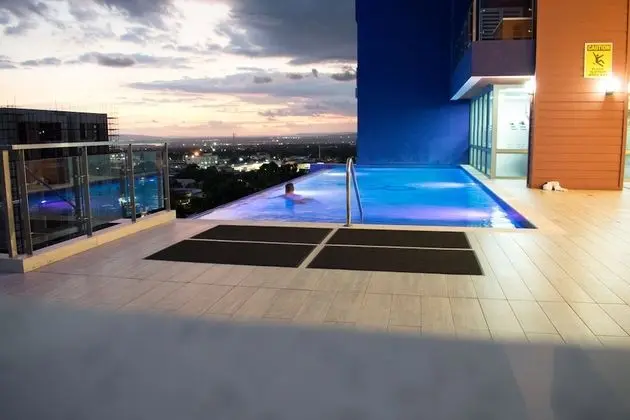 20 South Kingston Luxury Apartment - Havuz