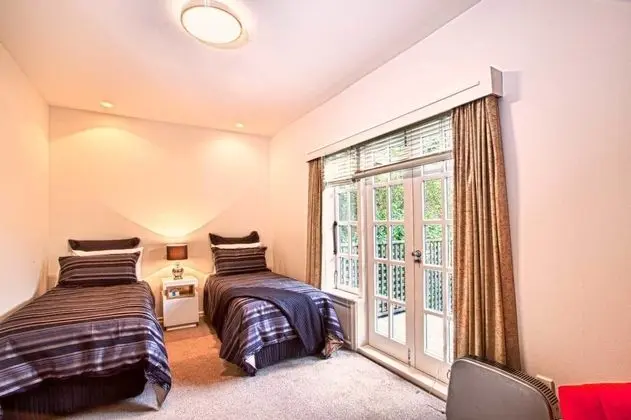 200 Riccarton Holiday House - Oda