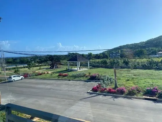 21 Estates Discovery, Bay St Ann, Jamaica
