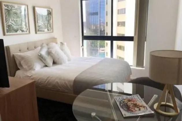 2106 Cozy Inner City Apartment - Öne Çıkan Resim