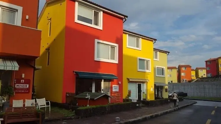 216 Dong Jeju Swiss Village - Dış Mekan