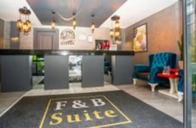 216 F&B Suites - Lobi