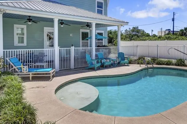 21806 Webb Street Xanadu - Havuz