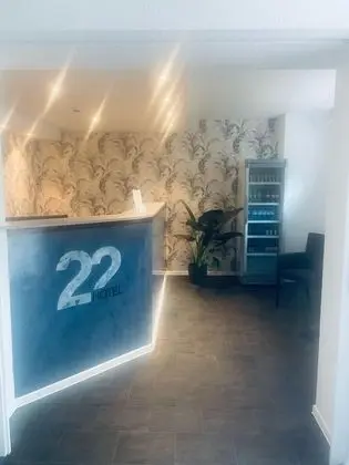 Hotel 22