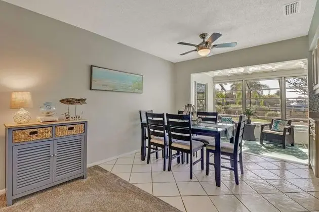 220 Albatross St - Mutfak