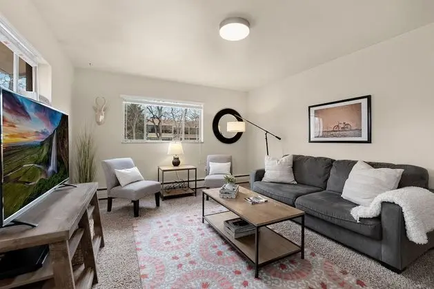 220 Peterson St Unit 5 - İç Mekan