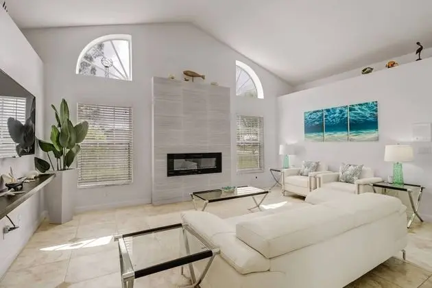 2203 Cape Coral Pkwy W - Dış Mekan