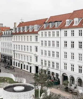 220sqm Designer Apt-balcony Heart of Copenhagen