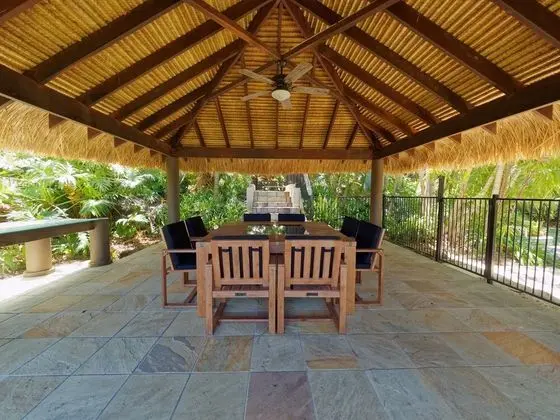 230 Scenic Drive - Yerinde Yemek