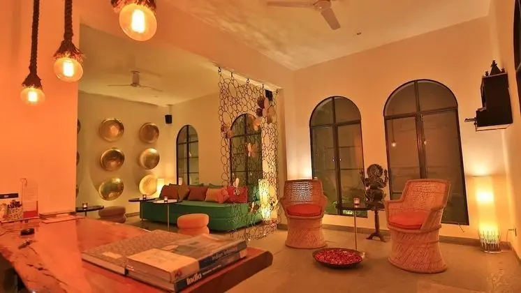 Villa 243