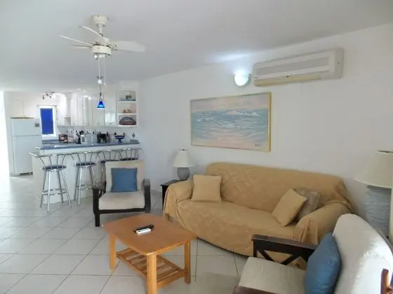 Villa 244C Jolly Harbour - İç Mekan