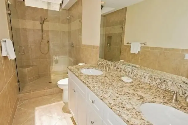 2454 Inland Harbour at The Sea Pines Resort - Banyo Tipleri