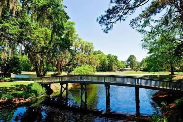 2455 Inland Harbour at The Sea Pines Resort - Havuz