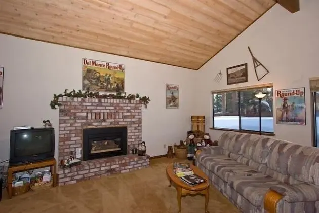 2485 Tepee Ct.