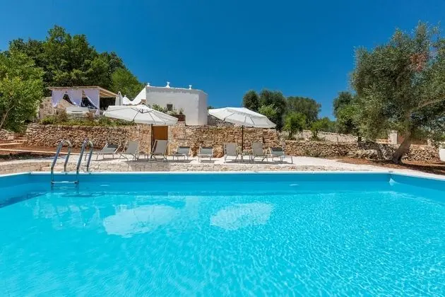 2495 Trullo I Tre Fichi by Perle di Puglia