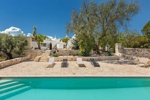 2526 Trullo Limone by Perle di Puglia - Öne Çıkan Resim