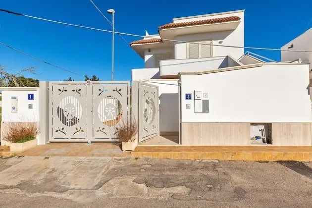 2537 Casa di Brenda by Barbarhouse